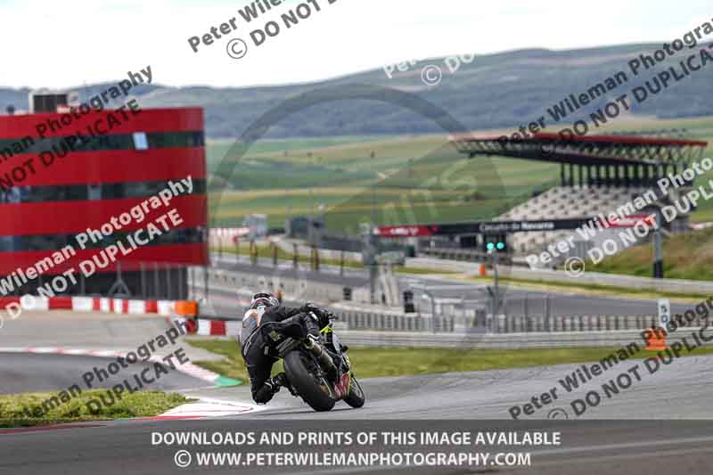 cadwell no limits trackday;cadwell park;cadwell park photographs;cadwell trackday photographs;enduro digital images;event digital images;eventdigitalimages;navarra;no limits trackdays;peter wileman photography;racing digital images;trackday digital images;trackday photos